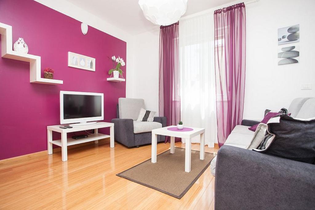 Kuvi Apartments Ρόβινι Δωμάτιο φωτογραφία